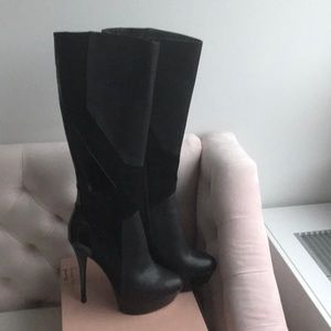 Bebe Valerie  Heel platform Boot Black!